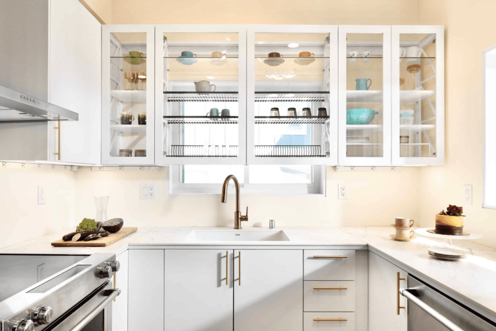 6 Stunning Scandinavian Kitchen Cabinets 5